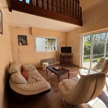 Maison Bord De Mer Penestin Exterior photo