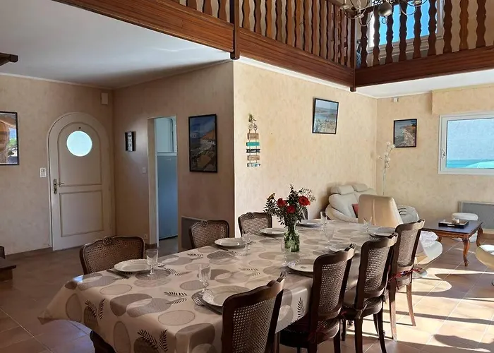 Maison Bord De Mer